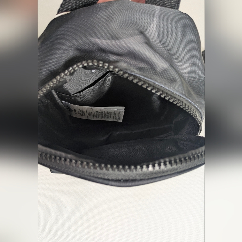 Adidas New Originals x Marimekko mini backpack in tonal black Gray floral print - Picture 4 of 10